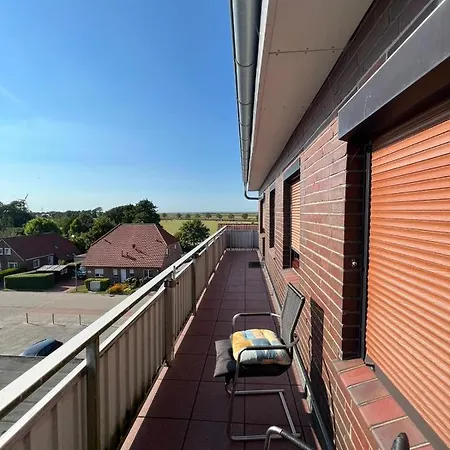 Nordseeglueck Franz Mit Blick Bis Zum Meer * Dornumersiel